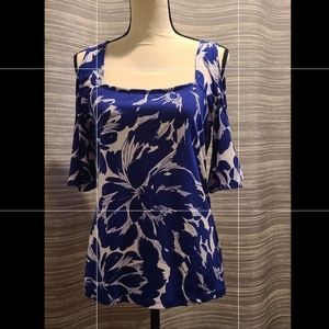 BOLD Elements cold shoulder floral top in Violet and White Size Medium